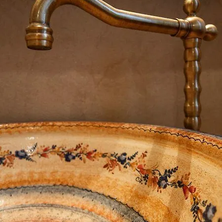 فندق مبيت وإفطار Kalderimi 4*