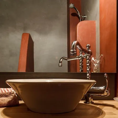 فندق مبيت وإفطار Kalderimi 4*