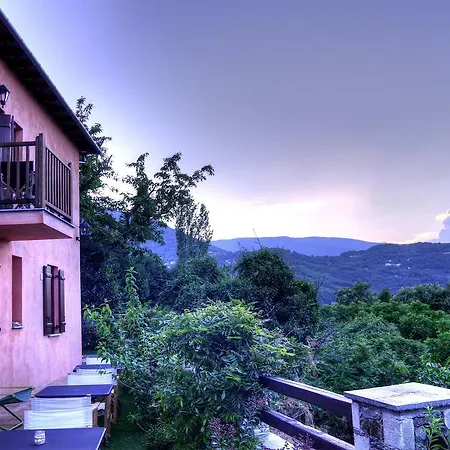 Alojamento de Acomodação e Pequeno-almoço Kalderimi 4*