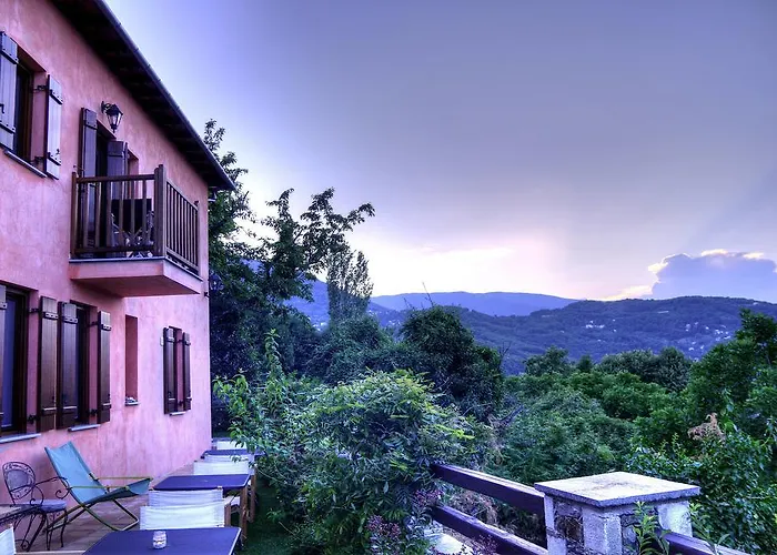 Bed and breakfast Kalderimi 4*